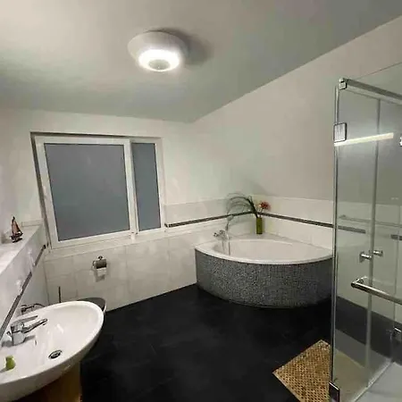 Holiday home Urban House For Families And Berlin Tourists *