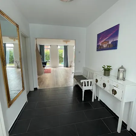 Urban House For Families And Berlin Tourists Tatil Evi