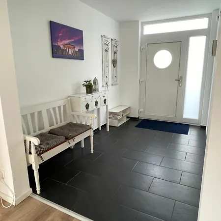 Holiday home Urban House For Families And Berlin Tourists Teltow